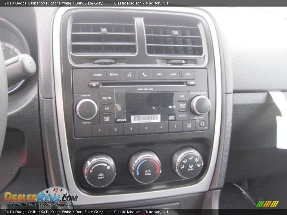2010 Dodge Caliber SXT Stone White / Dark Slate Gray Photo #8