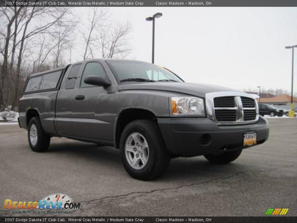 2007 Dodge Dakota ST Club Cab Mineral Gray Metallic / Medium Slate Gray Photo #3