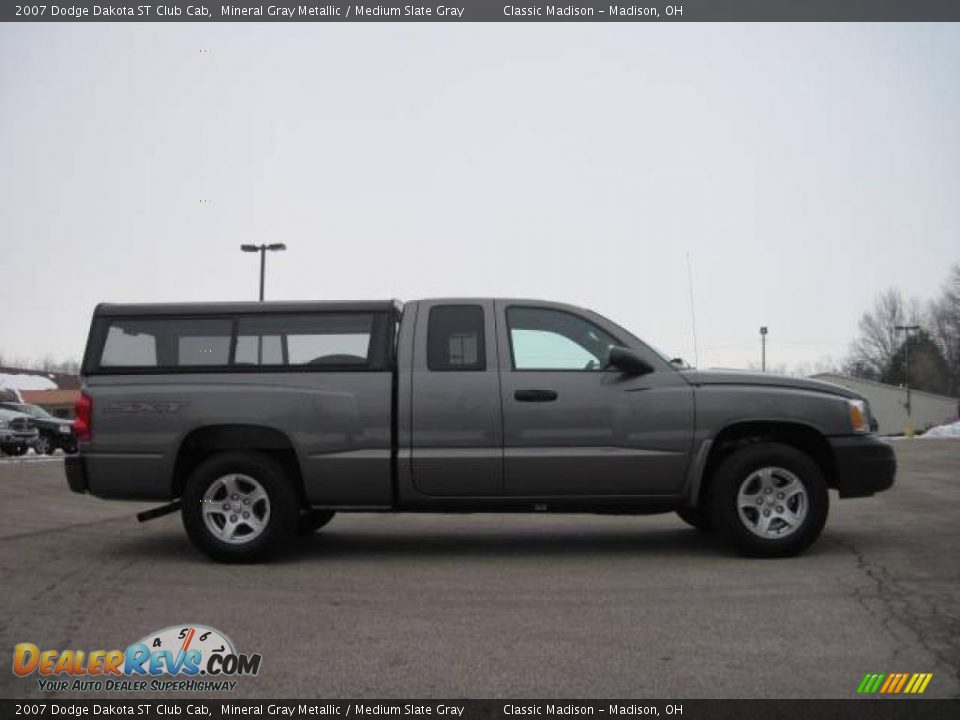 2007 Dodge Dakota ST Club Cab Mineral Gray Metallic / Medium Slate Gray Photo #4