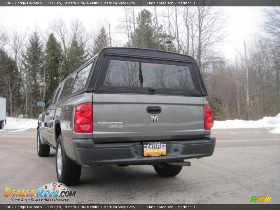 2007 Dodge Dakota ST Club Cab Mineral Gray Metallic / Medium Slate Gray Photo #5