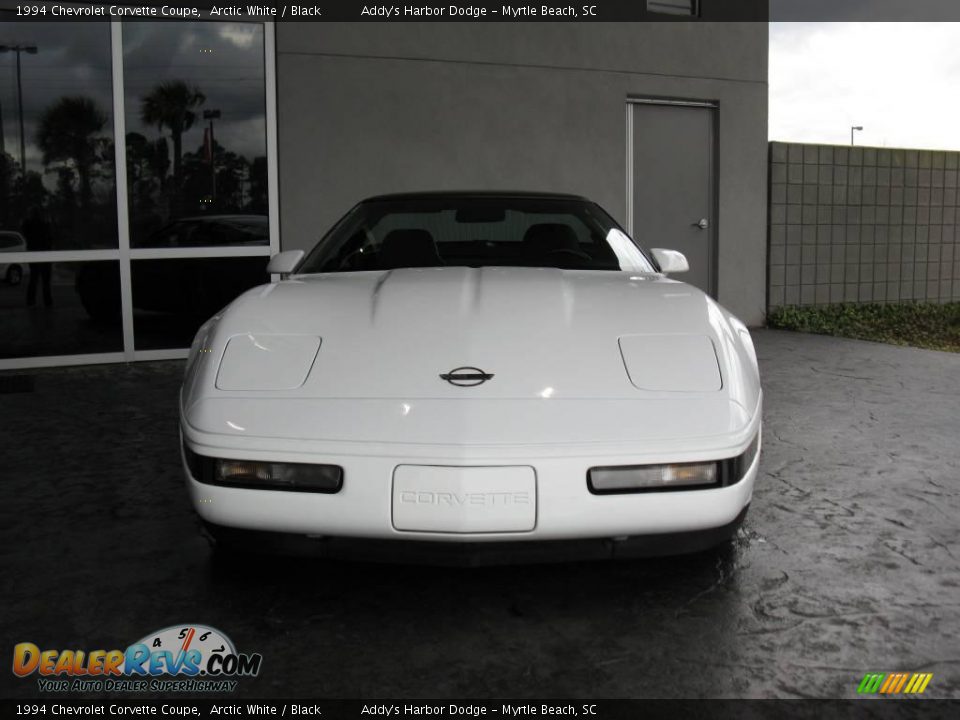 1994 Chevrolet Corvette Coupe Arctic White / Black Photo #2