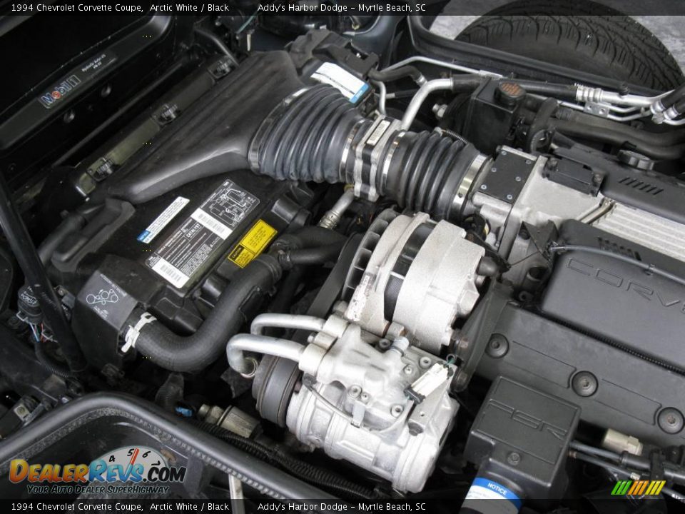 1994 Chevrolet Corvette Coupe Arctic White / Black Photo #17