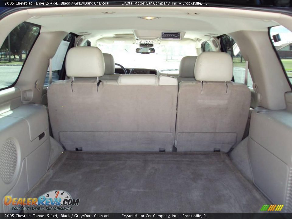 2005 Chevrolet Tahoe LS 4x4 Black / Gray/Dark Charcoal Photo #7