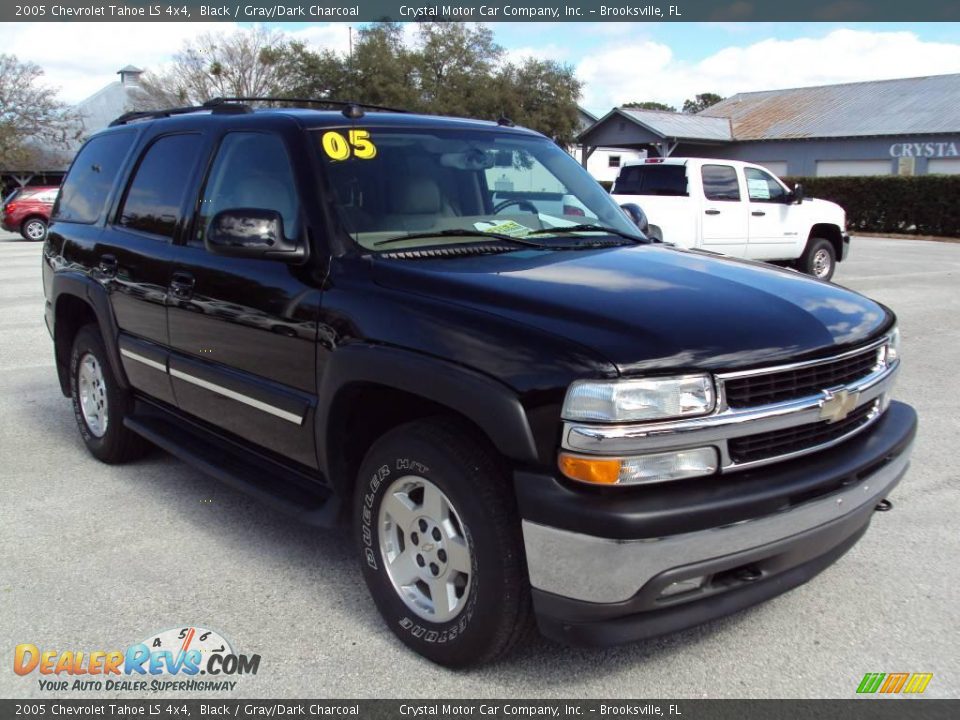 2005 Chevrolet Tahoe LS 4x4 Black / Gray/Dark Charcoal Photo #11