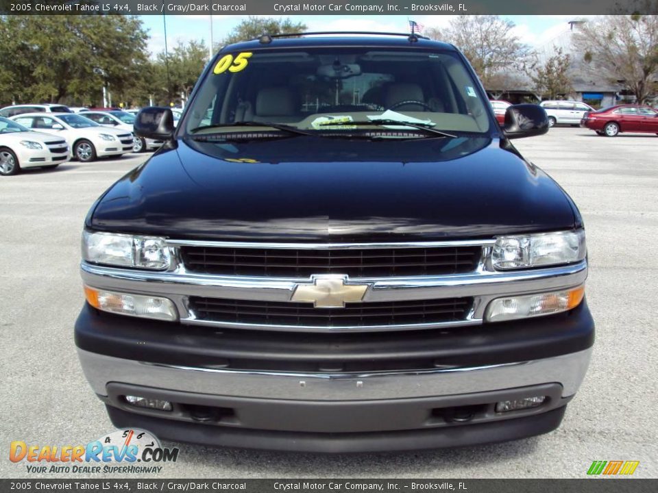 2005 Chevrolet Tahoe LS 4x4 Black / Gray/Dark Charcoal Photo #15