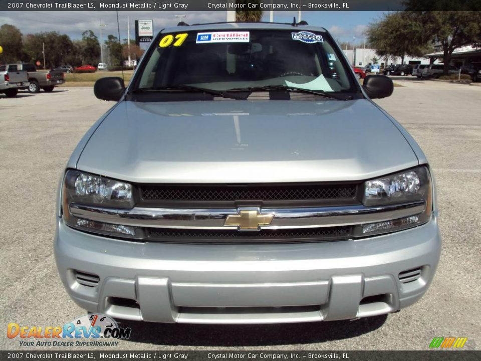 2007 Chevrolet TrailBlazer LS Moondust Metallic / Light Gray Photo #14
