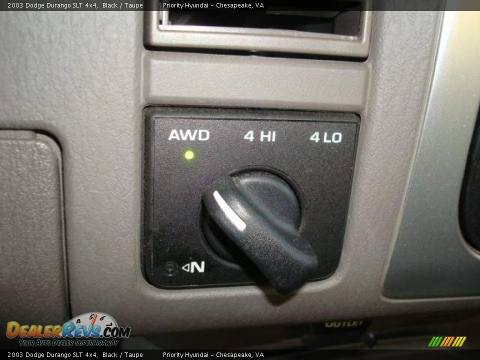 2003 Dodge Durango SLT 4x4 Black / Taupe Photo #14