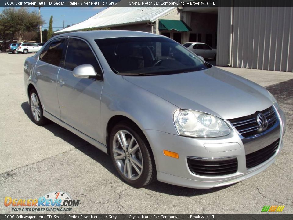 2006 Volkswagen Jetta TDI Sedan Reflex Silver Metallic / Grey Photo #10