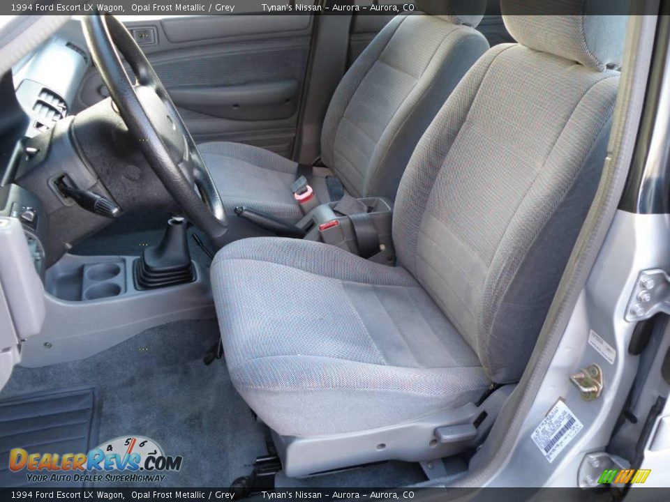 1994 Ford Escort LX Wagon Opal Frost Metallic / Grey Photo #7