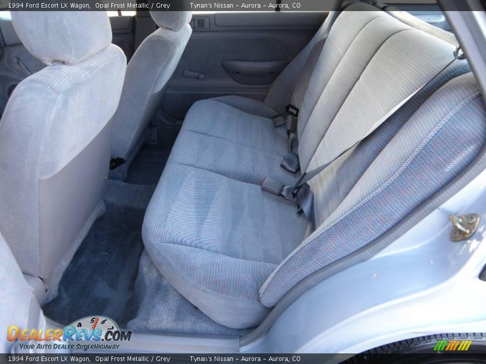 1994 Ford Escort LX Wagon Opal Frost Metallic / Grey Photo #8
