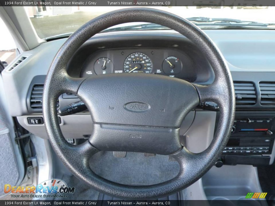 1994 Ford Escort LX Wagon Opal Frost Metallic / Grey Photo #10