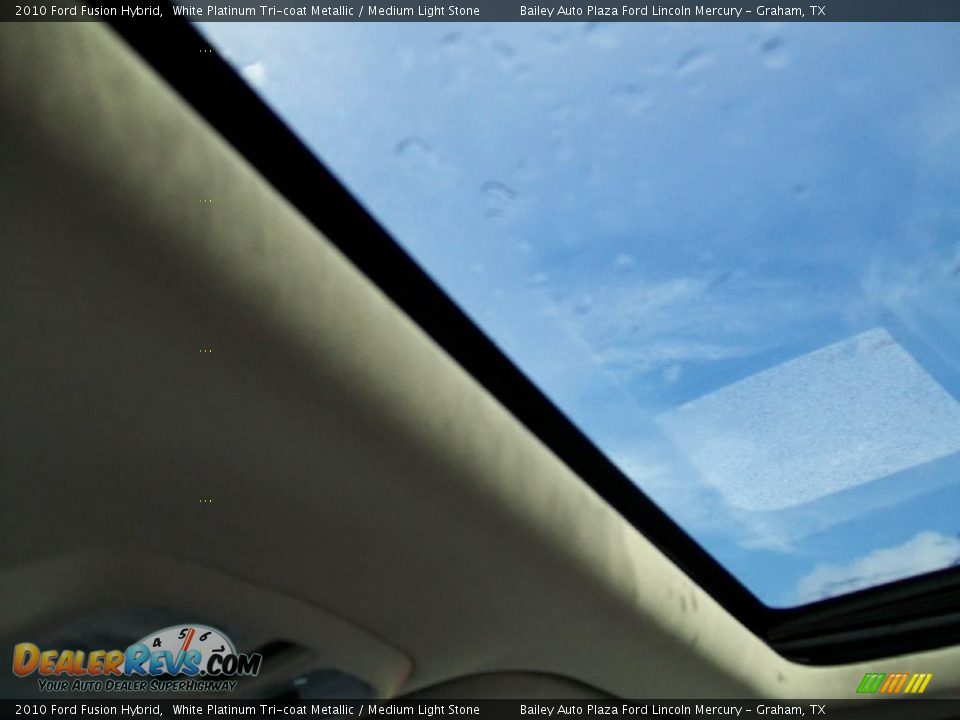 2010 Ford Fusion Hybrid White Platinum Tri-coat Metallic / Medium Light Stone Photo #4