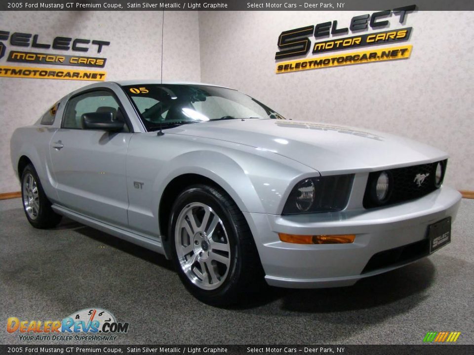 2005 Ford Mustang GT Premium Coupe Satin Silver Metallic / Light Graphite Photo #3