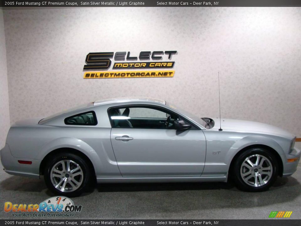 2005 Ford Mustang GT Premium Coupe Satin Silver Metallic / Light Graphite Photo #4