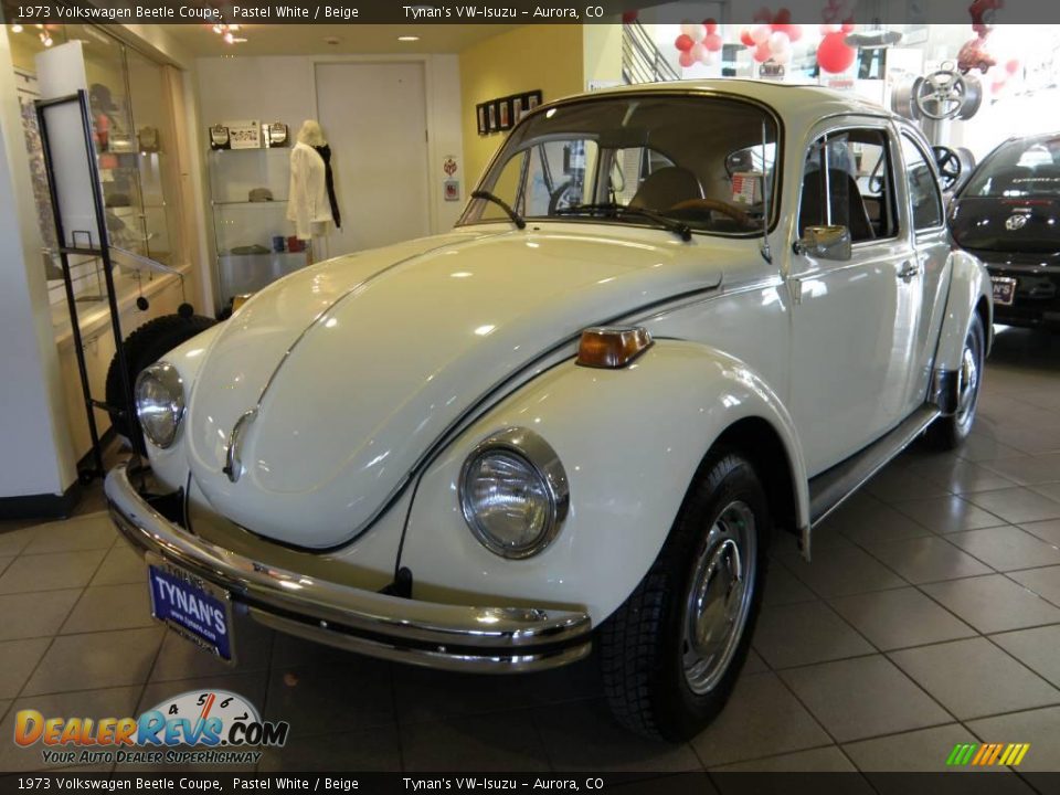 1973 Volkswagen Beetle Coupe Pastel White / Beige Photo #1
