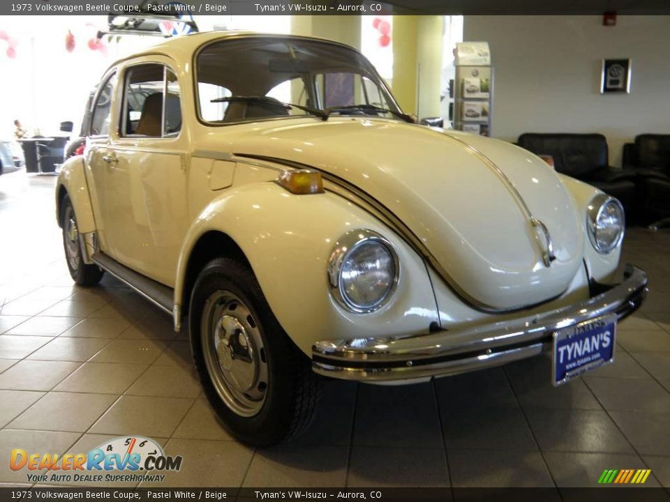 1973 Volkswagen Beetle Coupe Pastel White / Beige Photo #3