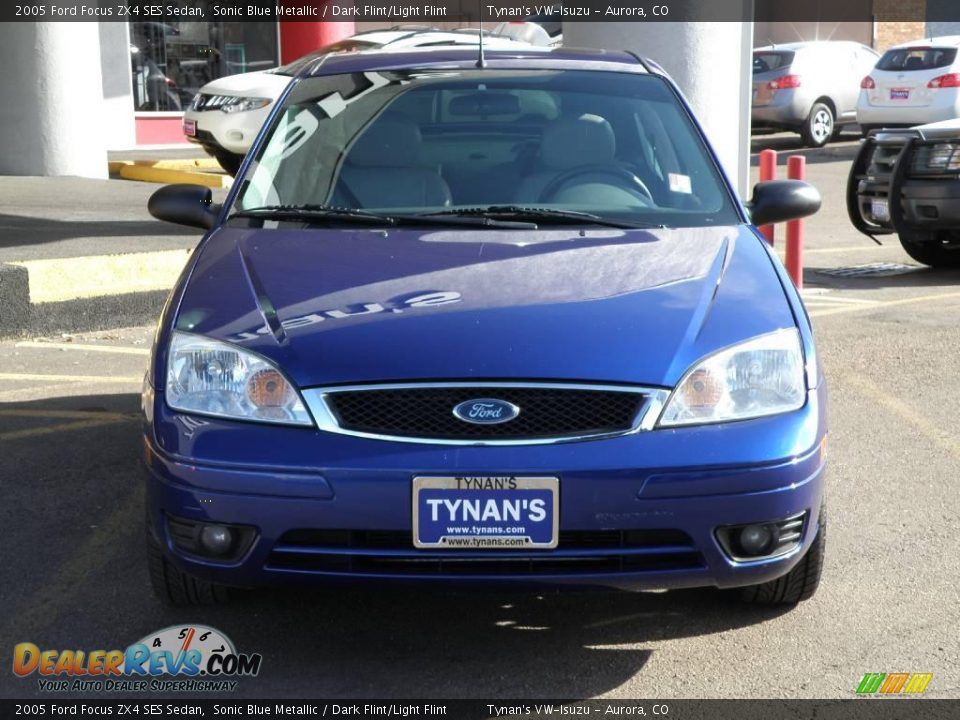 2005 Ford Focus ZX4 SES Sedan Sonic Blue Metallic / Dark Flint/Light Flint Photo #2