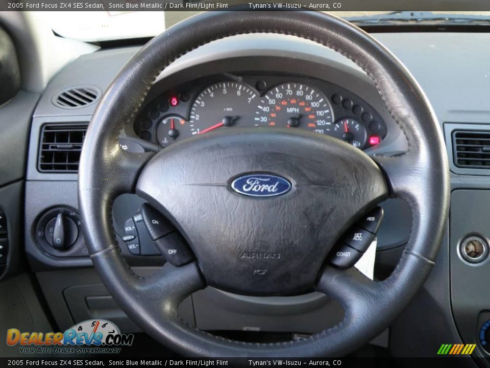 2005 Ford Focus ZX4 SES Sedan Sonic Blue Metallic / Dark Flint/Light Flint Photo #10