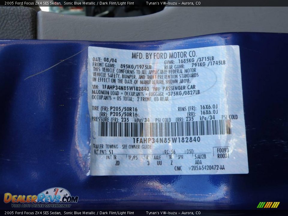 2005 Ford Focus ZX4 SES Sedan Sonic Blue Metallic / Dark Flint/Light Flint Photo #18