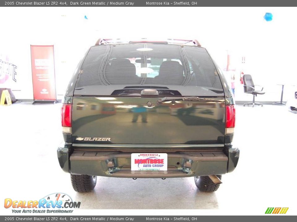 2005 Chevrolet Blazer LS ZR2 4x4 Dark Green Metallic / Medium Gray Photo #6