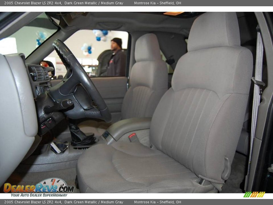 2005 Chevrolet Blazer LS ZR2 4x4 Dark Green Metallic / Medium Gray Photo #16