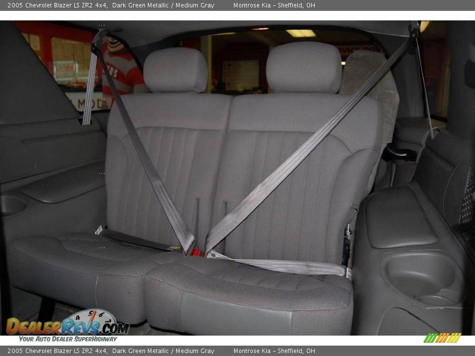 2005 Chevrolet Blazer LS ZR2 4x4 Dark Green Metallic / Medium Gray Photo #18
