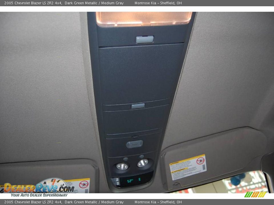 2005 Chevrolet Blazer LS ZR2 4x4 Dark Green Metallic / Medium Gray Photo #34