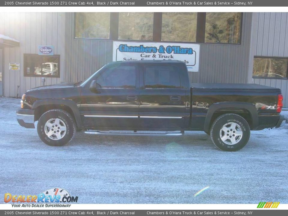 2005 Chevrolet Silverado 1500 Z71 Crew Cab 4x4 Black / Dark Charcoal Photo #2