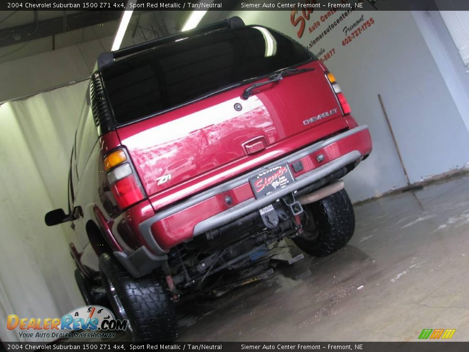 2004 Chevrolet Suburban 1500 Z71 4x4 Sport Red Metallic / Tan/Neutral Photo #6