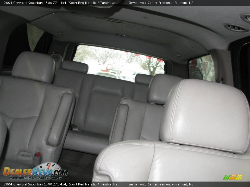 2004 Chevrolet Suburban 1500 Z71 4x4 Sport Red Metallic / Tan/Neutral Photo #25
