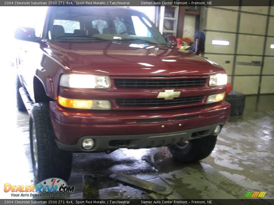 2004 Chevrolet Suburban 1500 Z71 4x4 Sport Red Metallic / Tan/Neutral Photo #30