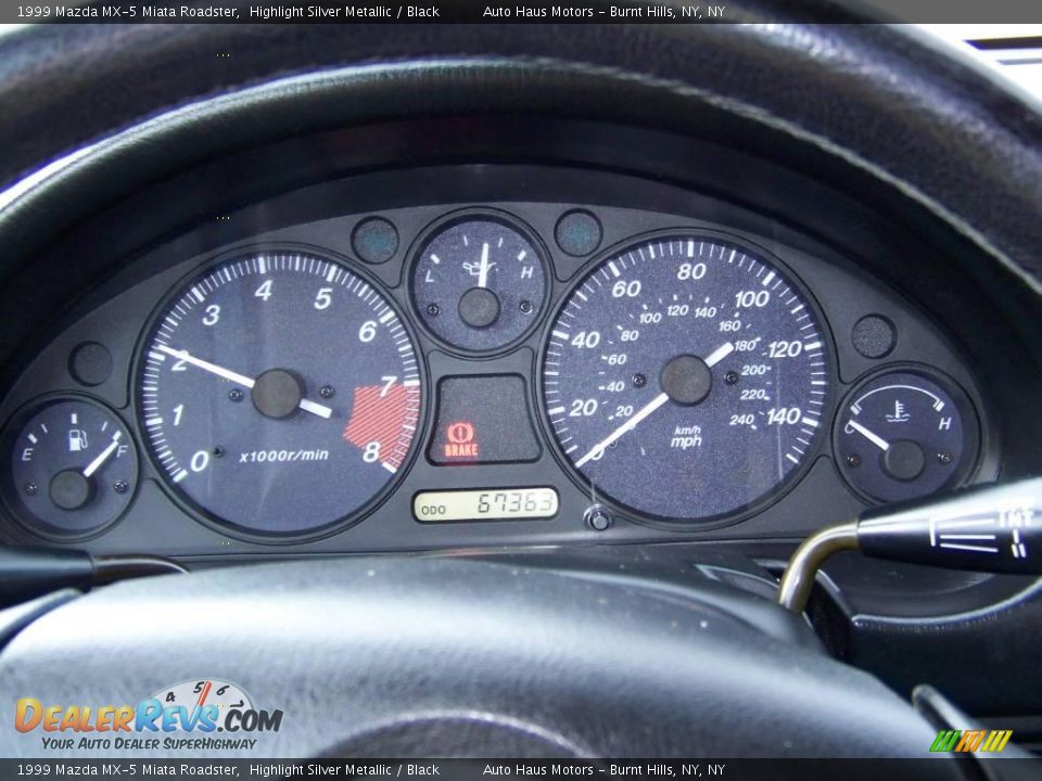 1999 Mazda MX-5 Miata Roadster Highlight Silver Metallic / Black Photo #14
