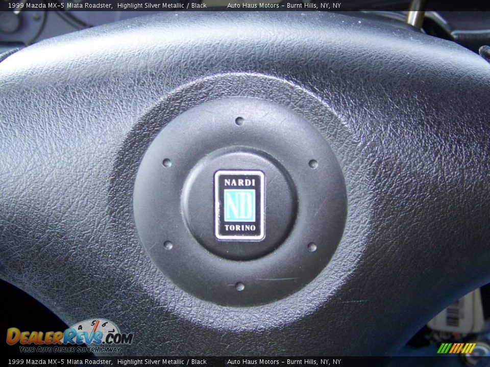 1999 Mazda MX-5 Miata Roadster Highlight Silver Metallic / Black Photo #16