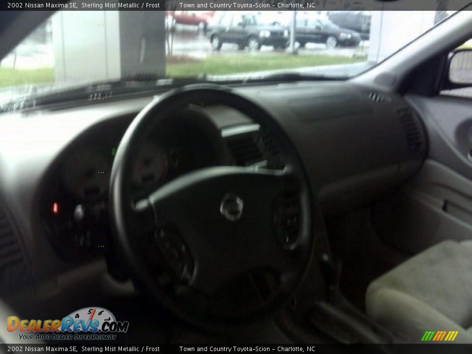2002 Nissan Maxima SE Sterling Mist Metallic / Frost Photo #5