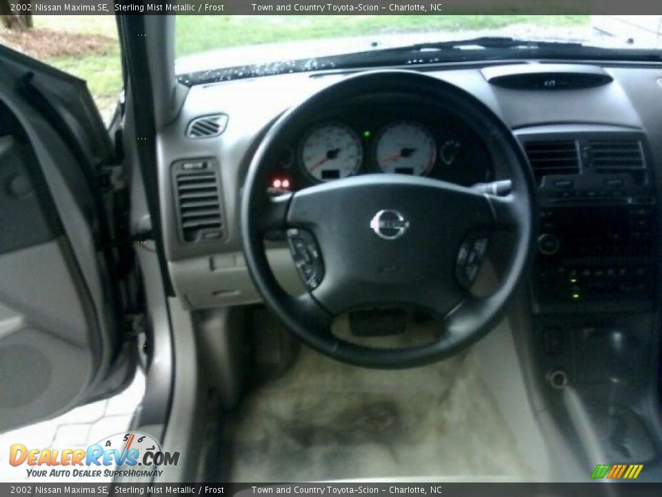 2002 Nissan Maxima SE Sterling Mist Metallic / Frost Photo #10