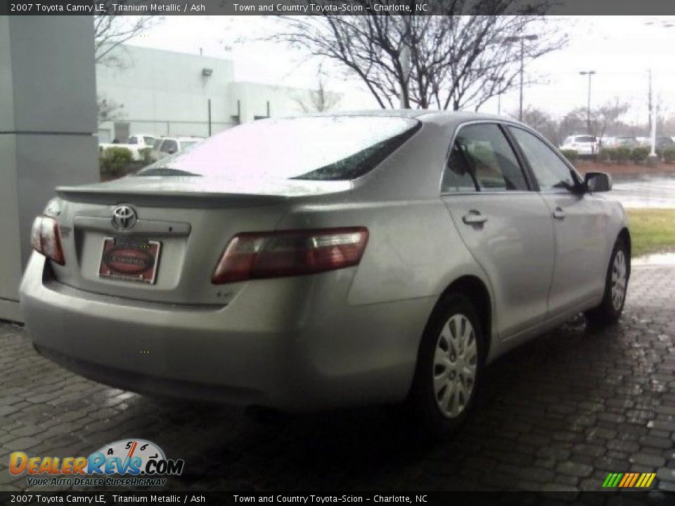 2007 Toyota Camry LE Titanium Metallic / Ash Photo #16