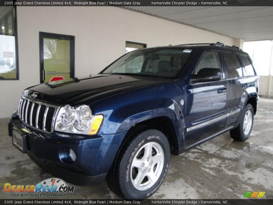 2005 Jeep Grand Cherokee Limited 4x4 Midnight Blue Pearl / Medium Slate Gray Photo #1