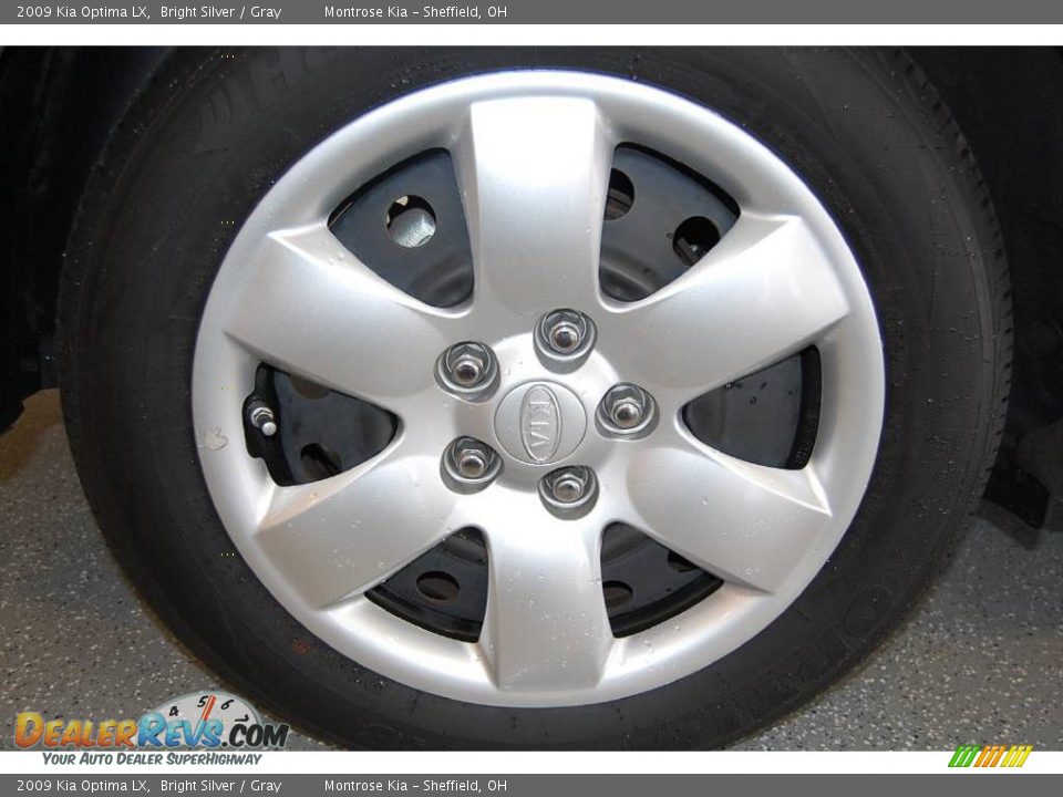 2009 Kia Optima LX Bright Silver / Gray Photo #32