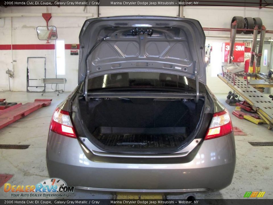 2006 Honda Civic EX Coupe Galaxy Gray Metallic / Gray Photo #12