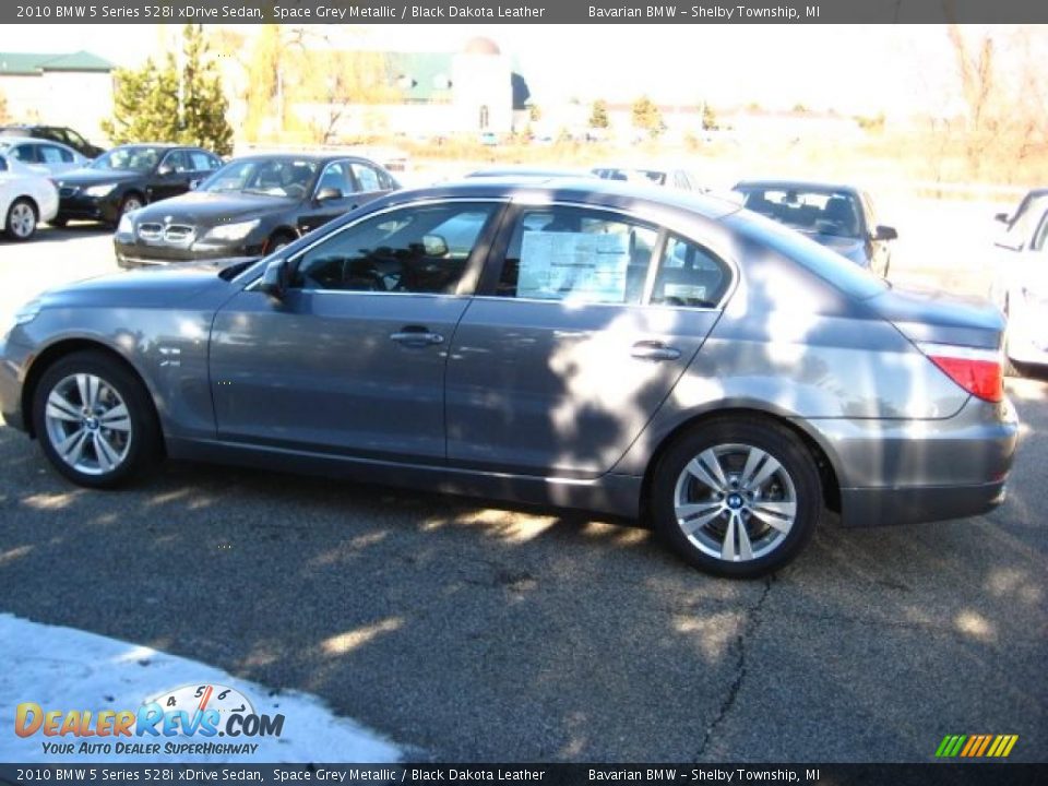 2010 BMW 5 Series 528i xDrive Sedan Space Grey Metallic / Black Dakota Leather Photo #2
