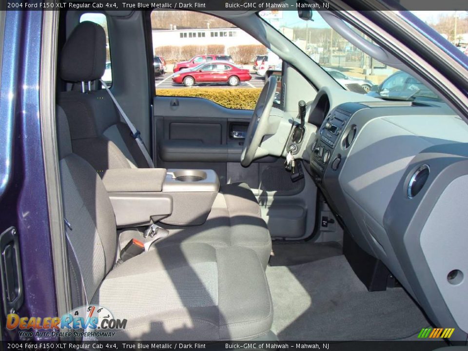 2004 Ford F150 XLT Regular Cab 4x4 True Blue Metallic / Dark Flint Photo #14