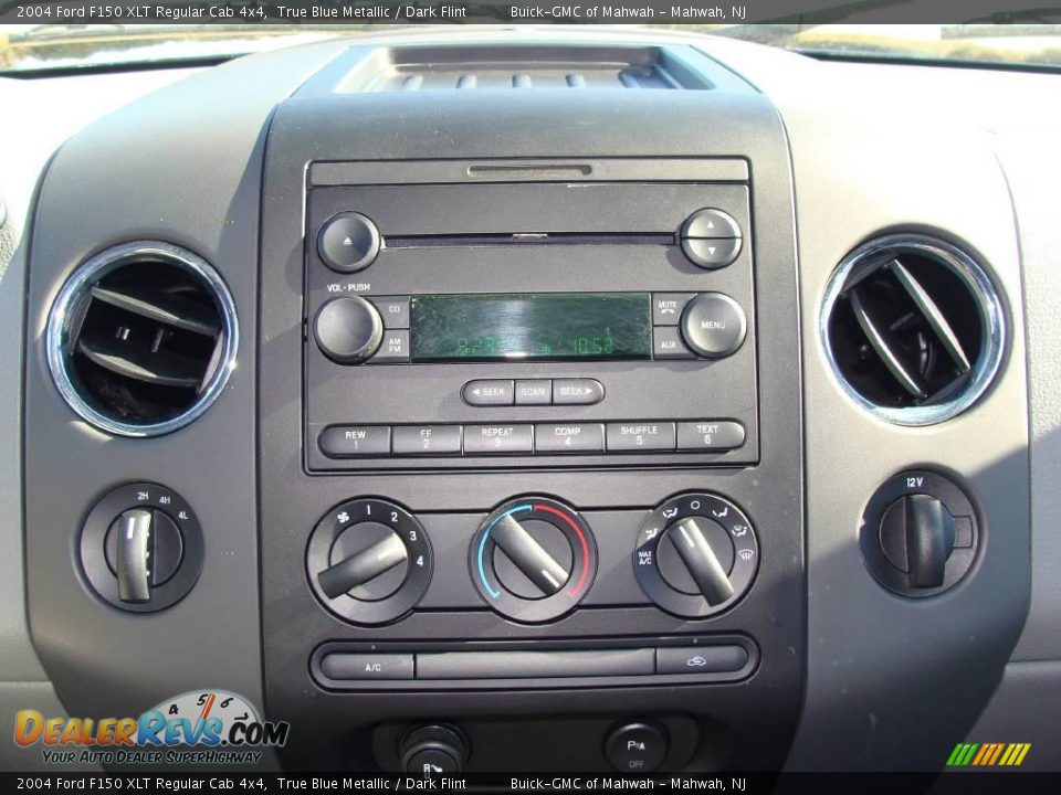 2004 Ford F150 XLT Regular Cab 4x4 True Blue Metallic / Dark Flint Photo #19