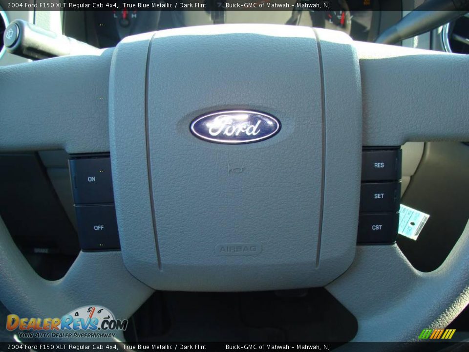 2004 Ford F150 XLT Regular Cab 4x4 True Blue Metallic / Dark Flint Photo #20
