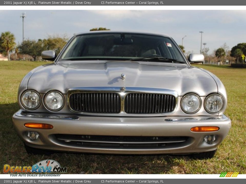 2001 Jaguar XJ XJ8 L Platinum Silver Metallic / Dove Grey Photo #5
