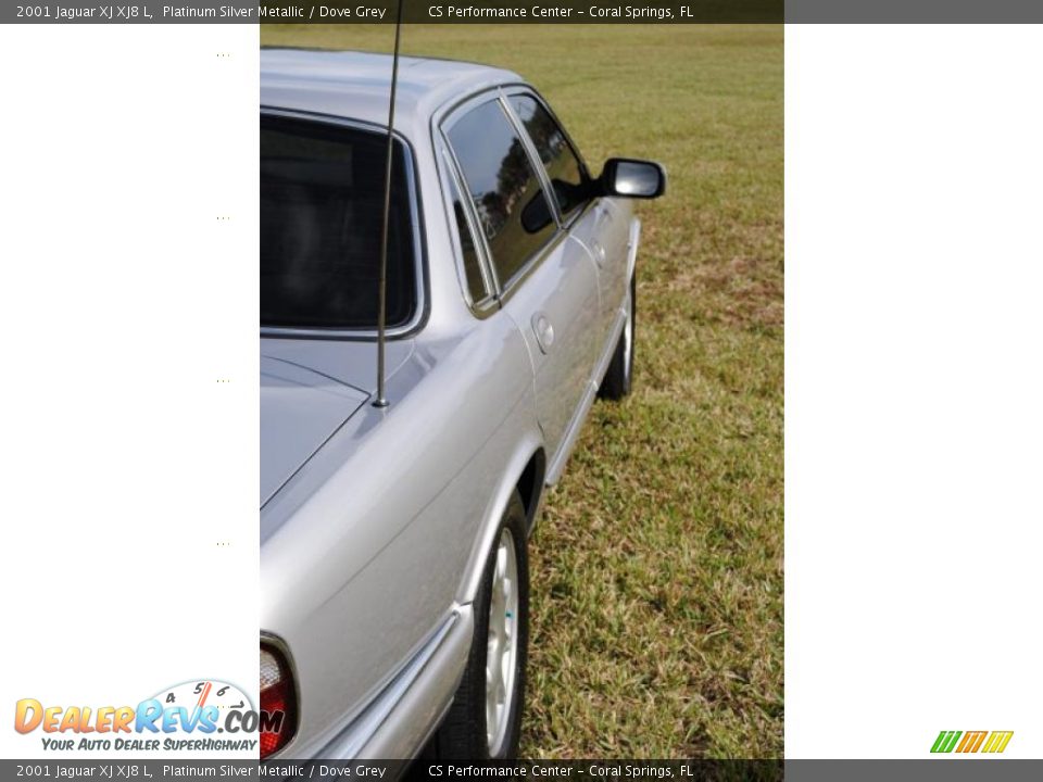 2001 Jaguar XJ XJ8 L Platinum Silver Metallic / Dove Grey Photo #12