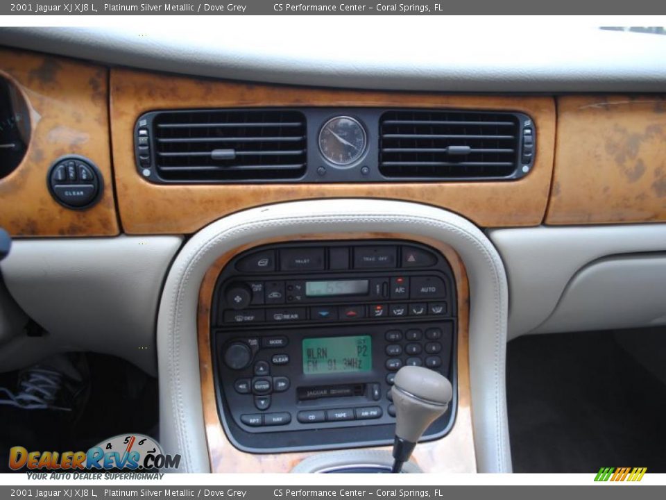 2001 Jaguar XJ XJ8 L Platinum Silver Metallic / Dove Grey Photo #20