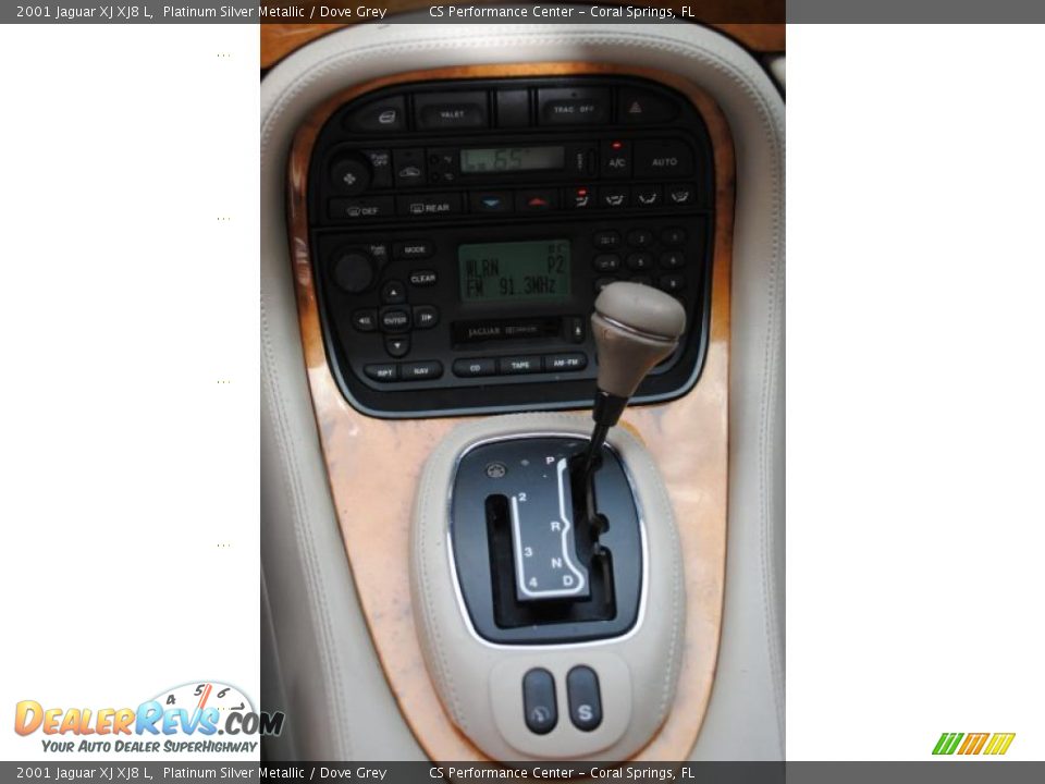 2001 Jaguar XJ XJ8 L Platinum Silver Metallic / Dove Grey Photo #21