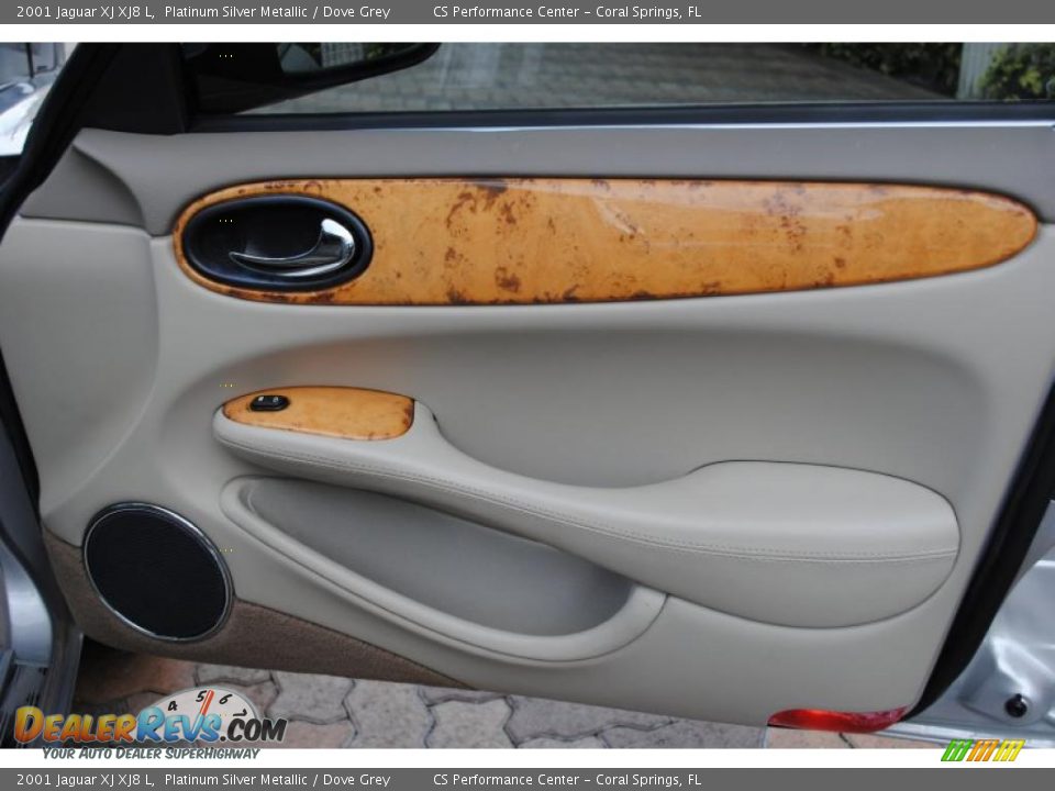 2001 Jaguar XJ XJ8 L Platinum Silver Metallic / Dove Grey Photo #25