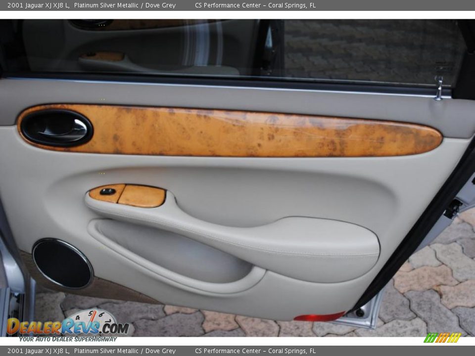 2001 Jaguar XJ XJ8 L Platinum Silver Metallic / Dove Grey Photo #27