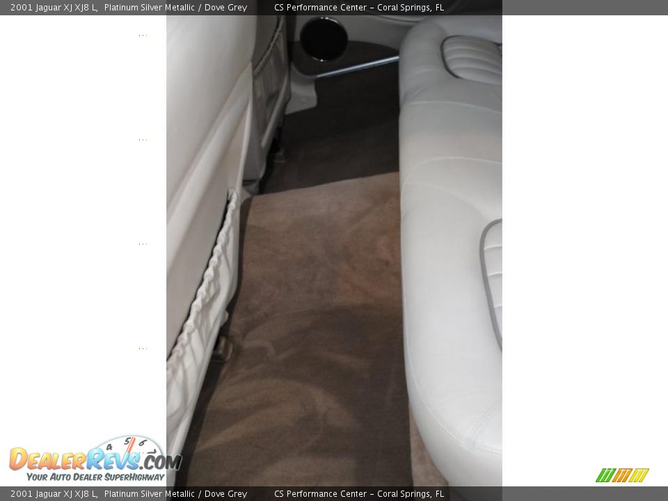 2001 Jaguar XJ XJ8 L Platinum Silver Metallic / Dove Grey Photo #28